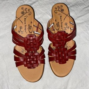 Bare Traps shoes NWOT women size 6.5
